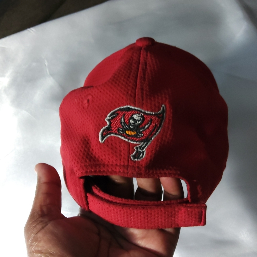 ... This Buccaneers - Picture 5 of 5